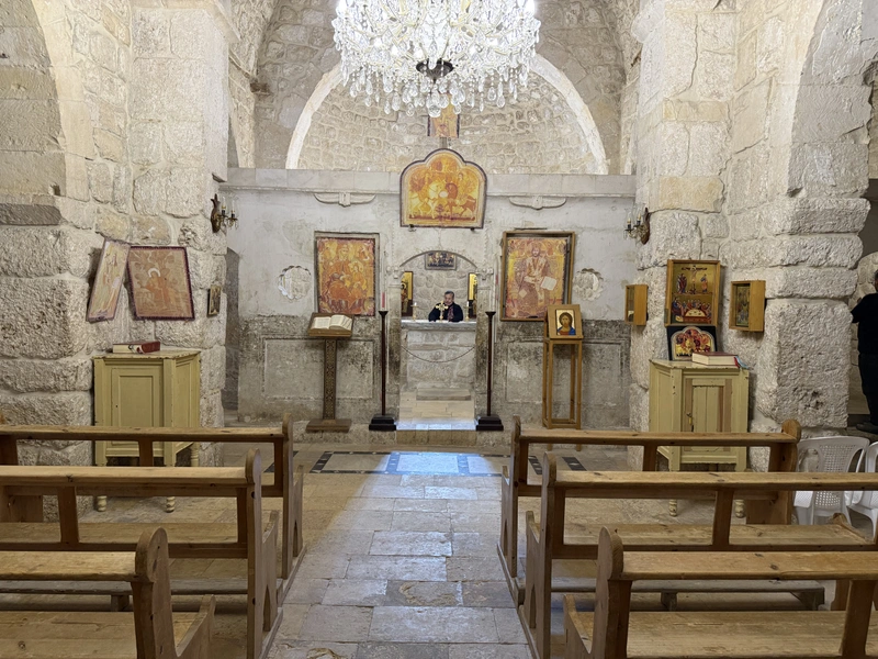 Christliche Kirche Innenraum Altar in Syrien mit Ikonen